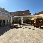 Отель Weinhaus Selmigkeit