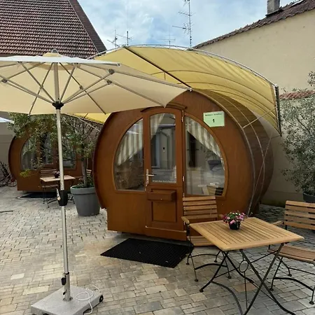 Weinhaus Selmigkeit 3* 빈겐암라인