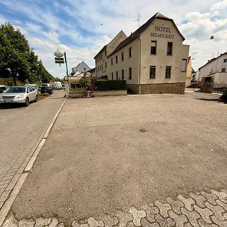 Hotel Weinhaus Selmigkeit