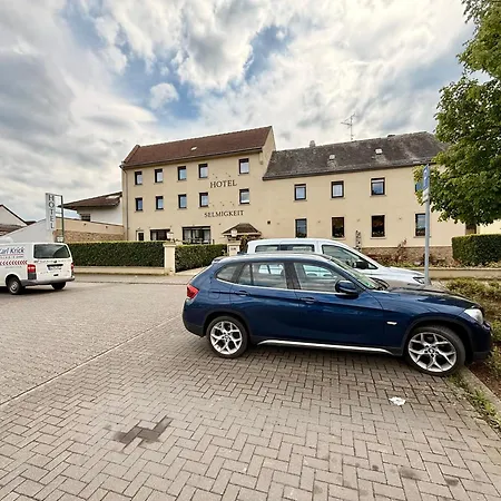 Hotel Weinhaus Selmigkeit 3*